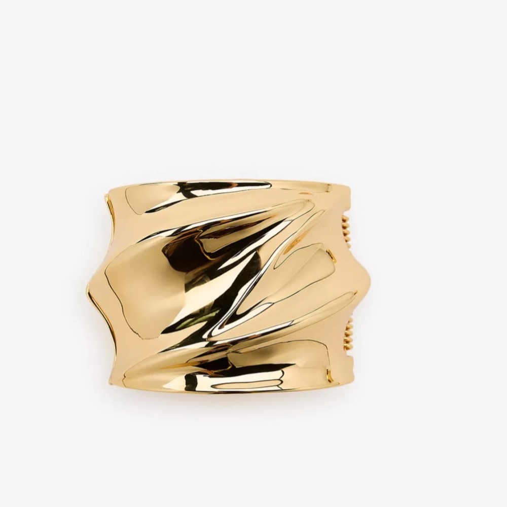 Zara NWOT wavy metal bracelet gold 4736/258